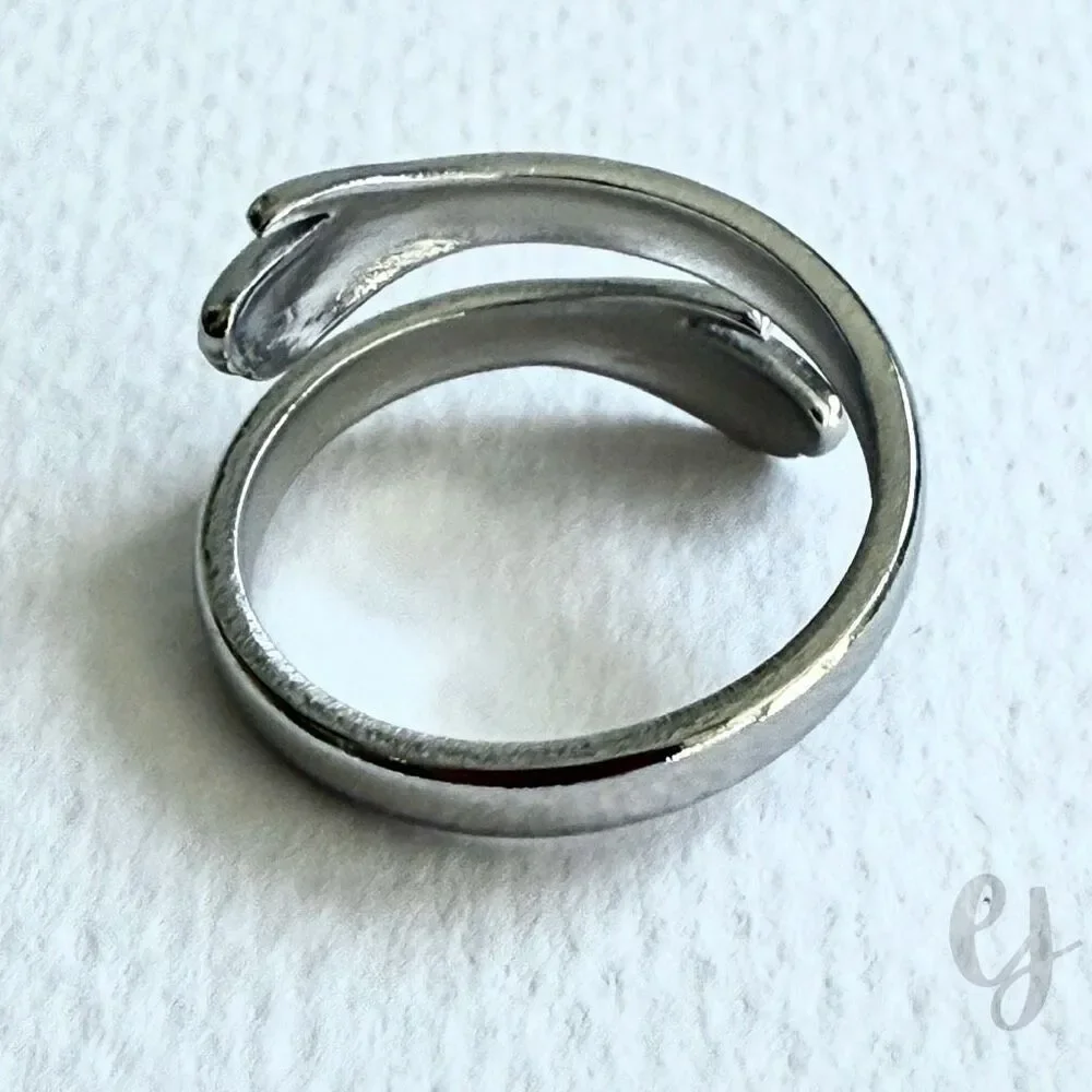 Hugging Hands Adjustable Ring Set – 2 Silver Tone Rings - Picture 7 of 7